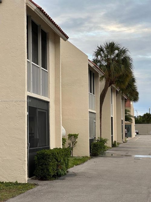 247-1428 Se 4th Ave, Deerfield Beach, FL, 33441 | Card Image