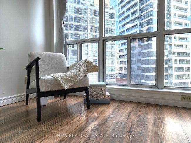 1109 - 24 Wellesley St W, Condo with 1 bedrooms, 1 bathrooms and null parking in Toronto ON | Image 12