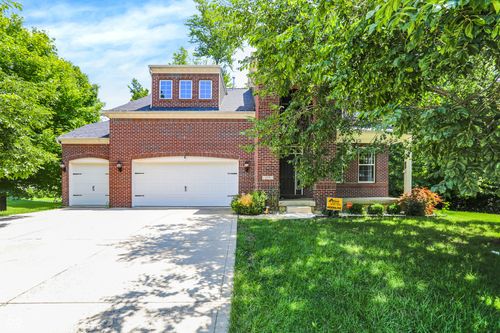 679 Erin Dr, Avon, IN, 46123-6208 | Card Image