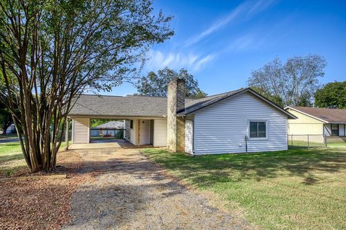 301 1st St, Palestine, TX, 75803-3903 | Card Image