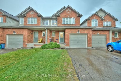 29 Natalie Crt, Thorold, ON, L2V5C6 | Card Image