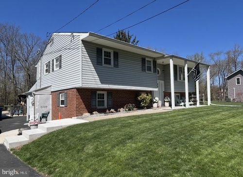 129 Blue Jay Rd, Chalfont, PA, 18914-3103 | Card Image