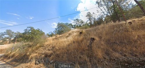 28762 Sky Harbour Rd, Friant, CA, 93626-9731 | Card Image