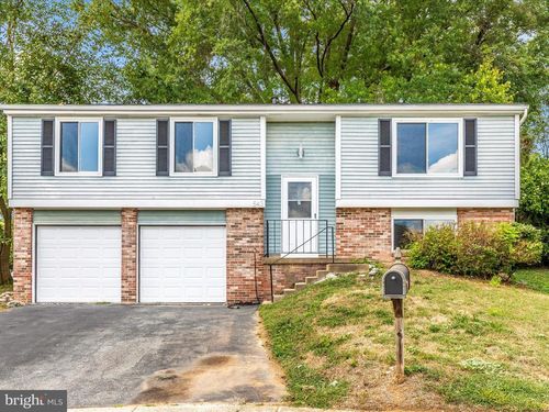 543 Logan St, FREDERICK, MD, 21701-6364 | Card Image