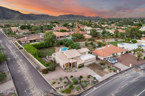 3844 E Equestrian Trl, Phoenix, AZ, 85044-3028 | Card Image