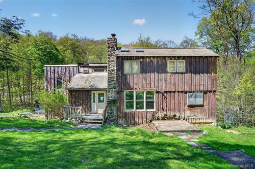 360 Buttermilk Falls Rd, Warwick, NY, 10990-3860 | Card Image