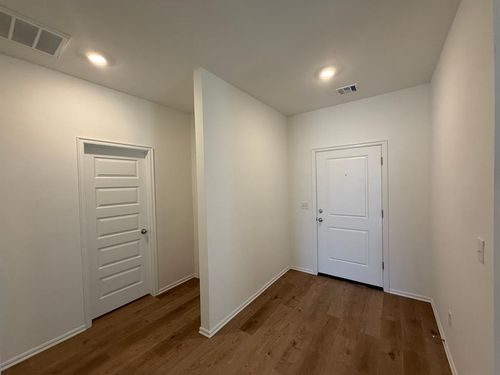 4017 Olivia St, Mustang, OK, 73064 | Card Image
