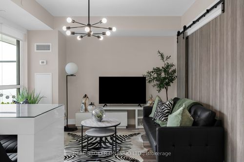 a303-241 Sea Ray Ave, Innisfil, ON, L9S0L9 | Card Image