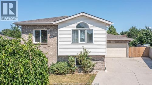 1752 Vicky Cir, Windsor, ON, N8W5P7 | Card Image