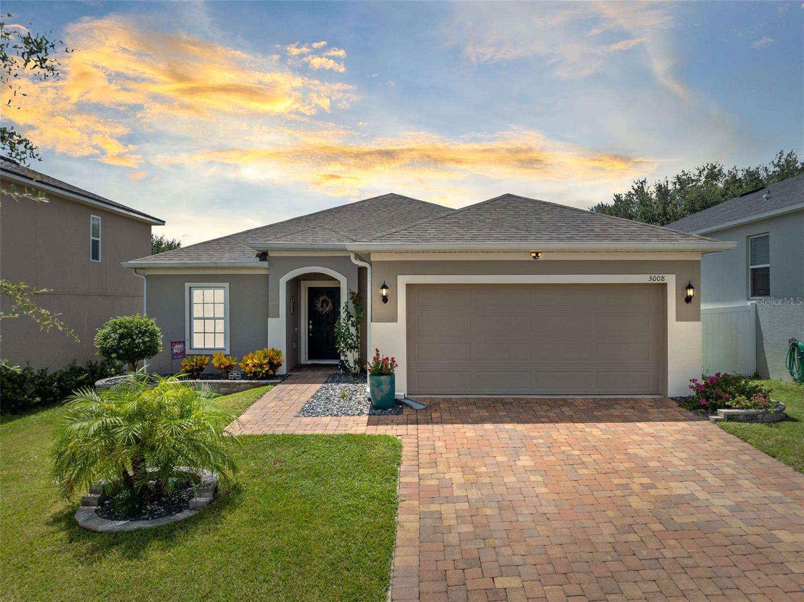Sunscape Ter, Groveland, FL 34736