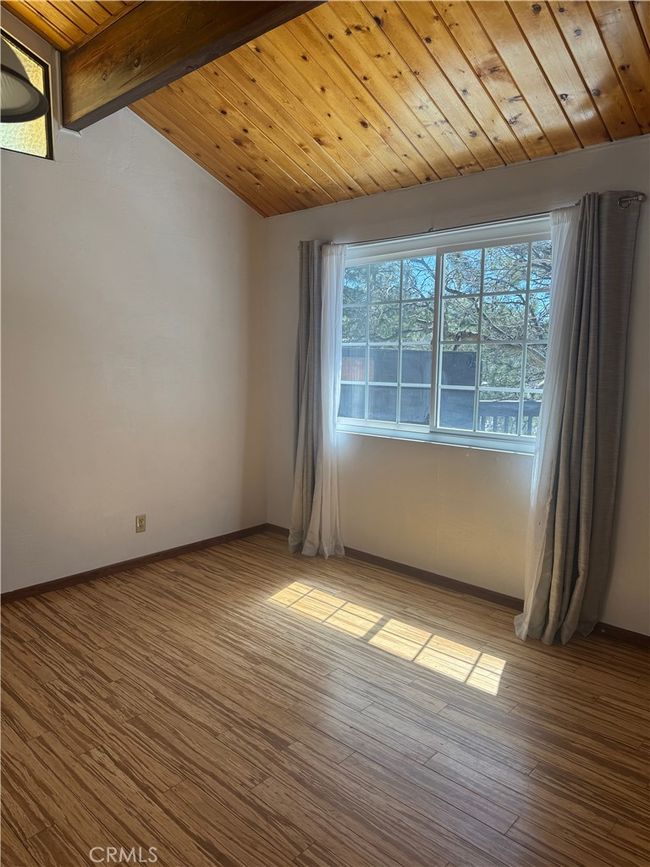 32395 Scandia Dr, House other with 3 bedrooms, 2 bathrooms and null parking in Running Springs CA | Image 16