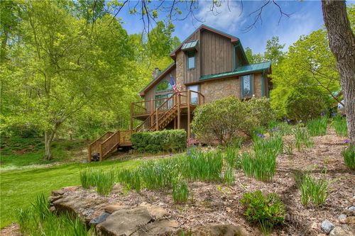262 Azalea Hills Ln, Spruce Pine, NC, 28777-0979 | Card Image