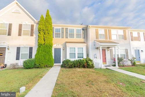 111 Checko Ct, MARTINSBURG, WV, 25401-1816 | Card Image