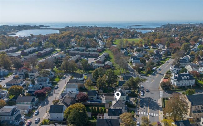 28 Carroll Ave, House other with 5 bedrooms, 2 bathrooms and 1 parking in Newport RI | Image 4