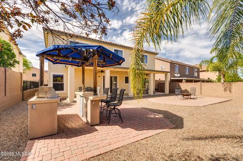 705 W Via De Gala, Sahuarita, AZ, 85629-8235 | Card Image