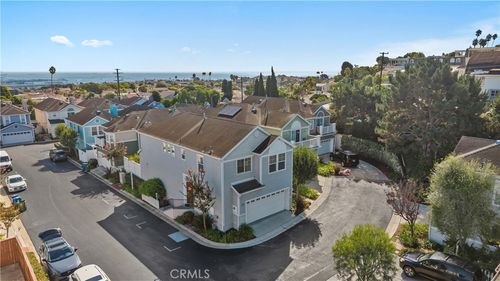 1856 Newport Ter, San Pedro, CA, 90732-4048 | Card Image