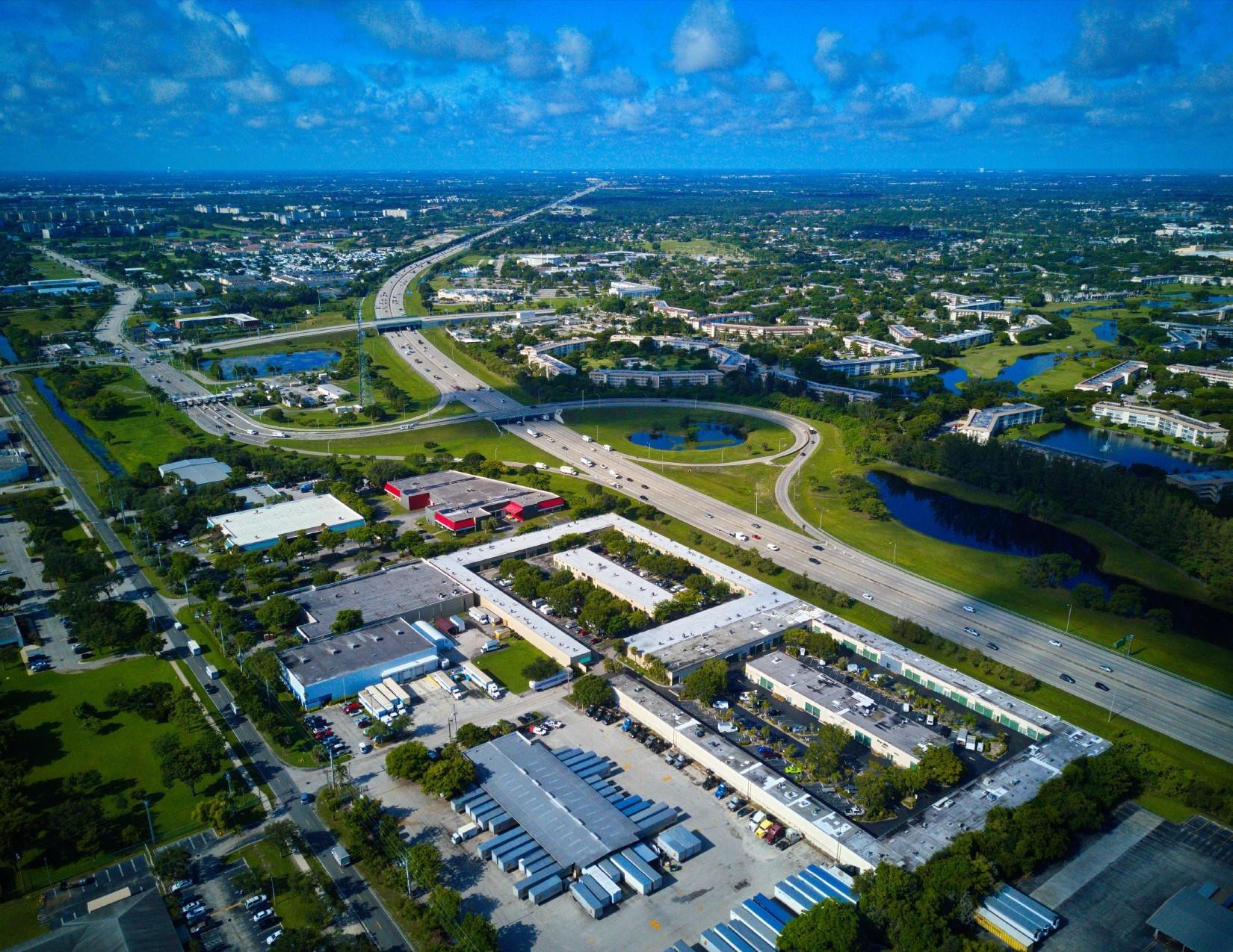 Commercial Lease in Pompano Beach 2