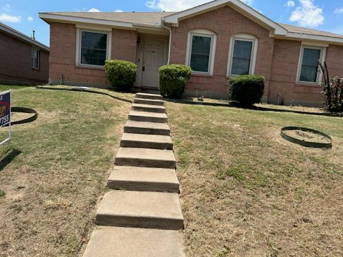 2809 Mcintosh Court, Lancaster, TX, 75134 | Card Image