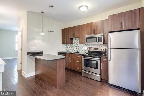 apt-3a-2012 W Girard Ave, PHILADELPHIA, PA, 19130-1471 | Card Image