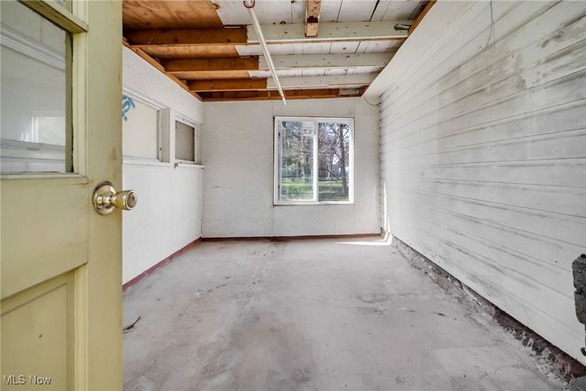 attached to back of garage | Image 27