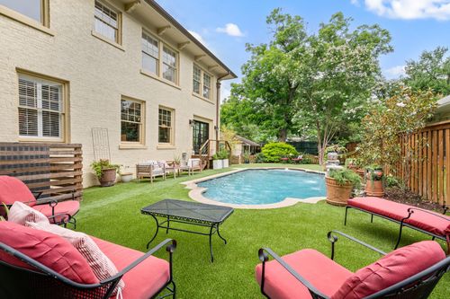 2307 5th Ave, Fort Worth, TX, 76110-2540 | Card Image