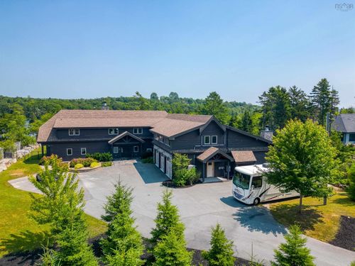 402 Lochmoor Lane, Lake Loon, NS, B2W6C8 | Card Image