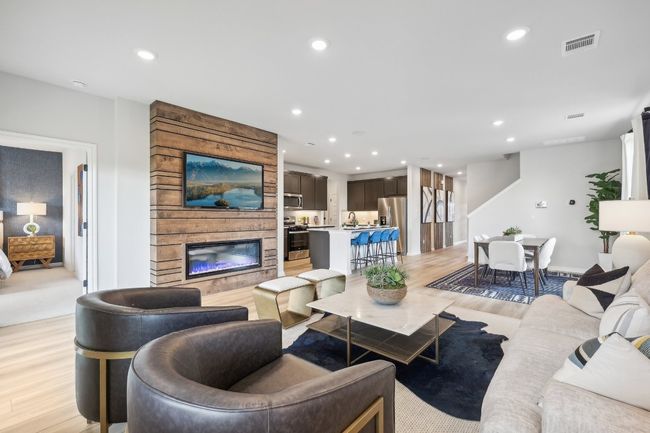 6412 Smarty Jones Ln, House other with 3 bedrooms, 3 bathrooms and null parking in Buda TX | Image 5