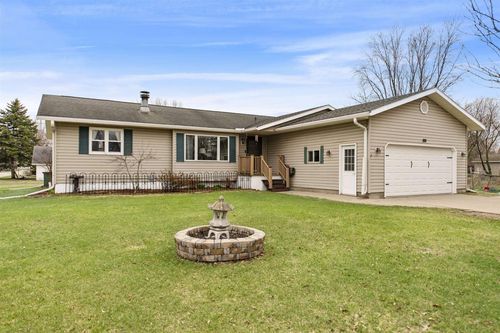 213 Water Street, Marinette, WI, 54143 | Card Image