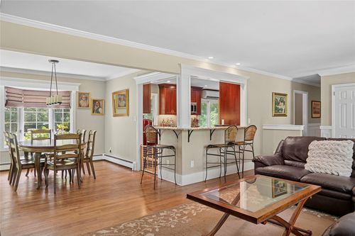 70 Sunny Line Dr, Calverton, NY, 11933-1126 | Card Image