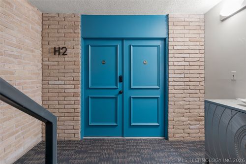 h2-611 W 15th St, Tulsa, OK, 74127-9140 | Card Image