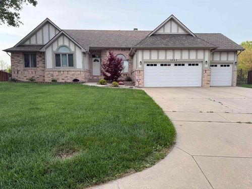 2427 N Vinegate Ct, Wichita, KS, 67226 | Card Image