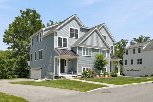 27-27 Clarks Hill Ln, Framingham, MA, 01702-8176 | Card Image
