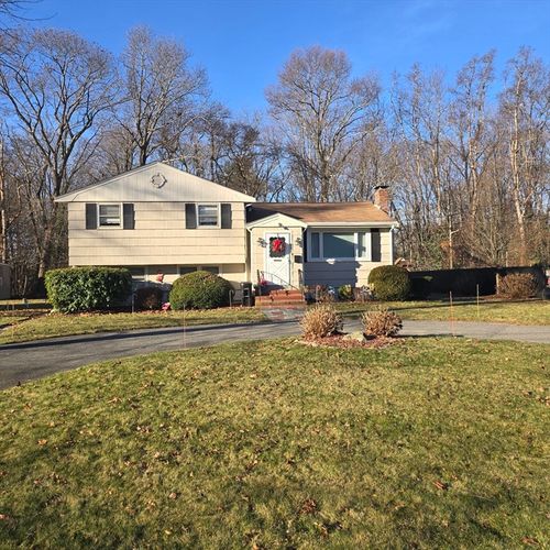 81 Hancock Ave, Brockton, MA, 02301-2939 | Card Image