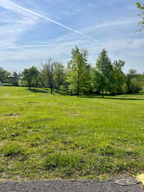 2835 Beaumont Inn Dr, Harrodsburg, KY, 40330 | Card Image