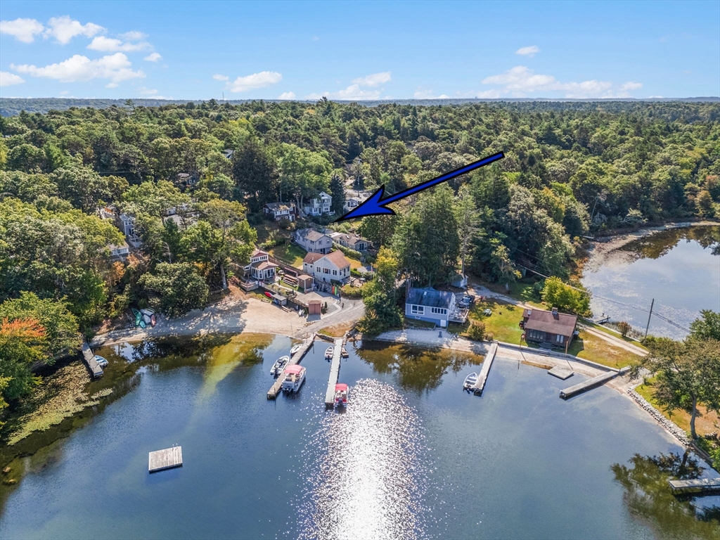 Smaland Ln, Plymouth, MA 02360