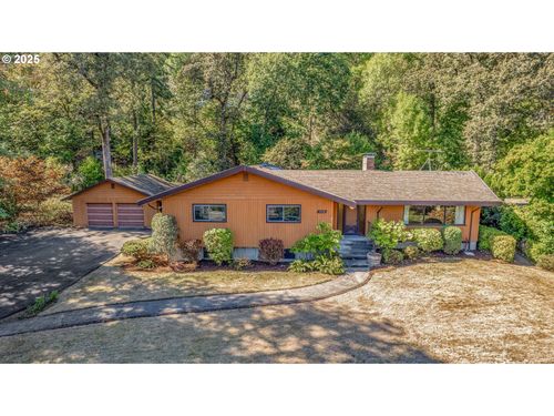 5910 W A St, West Linn, OR, 97068-3030 | Card Image