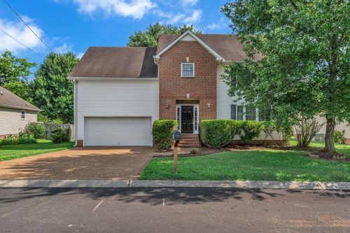 109 Edgeview Ct, Hendersonville, TN, 37075-6411 | Card Image