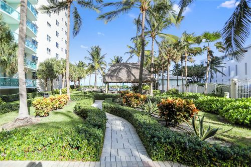 11s-3801 S Ocean Dr, Hollywood, FL, 33019-2928 | Card Image