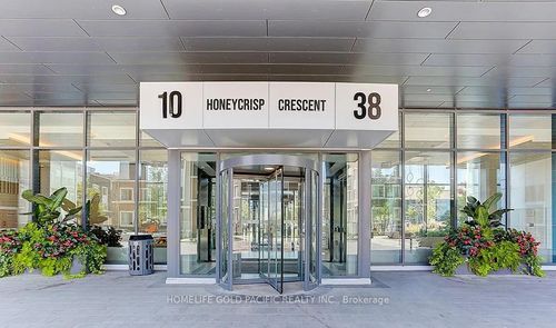 1808-10 Honeycrisp Cres, Vaughan, ON, L4K0M7 | Card Image