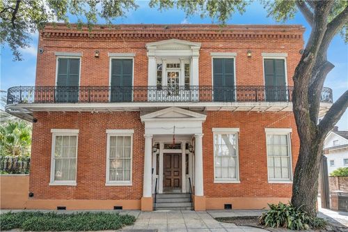 711-740 Esplanade Ave, New Orleans, LA, 70116-2076 | Card Image