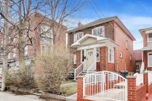 300 Concord Ave, Toronto, ON, M6H2P6 | Card Image