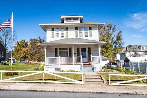951 Upper Pennsylvania Avenue, Bangor Boro, PA, 18013 | Card Image