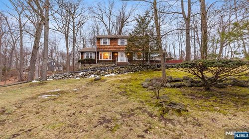 51 Black Oak Ln, Mahwah, NJ, 07430-1349 | Card Image