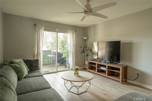 apt-d303-12200 Montecito Rd, Seal Beach, CA, 90740-2608 | Card Image