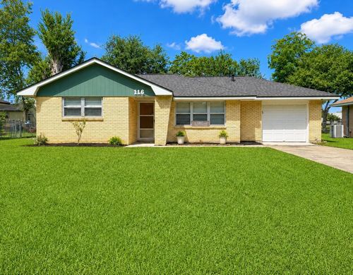 116 Oleander St, Lake Jackson, TX, 77566-5620 | Card Image
