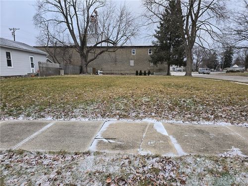 130 E High St, Eaton, OH, 45320-1754 | Card Image