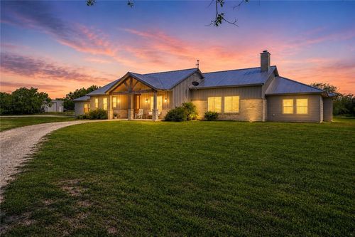 6137 Main St, Mathis, TX, 78368 | Card Image