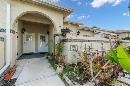 d103-1656 Se Green Acres Cir, Port St. Lucie, FL, 34952-4246 | Card Image