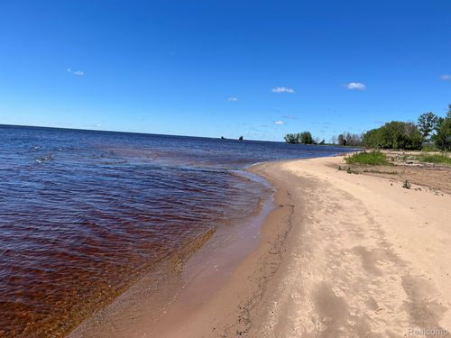 E4639 State Highway M35, Escanaba, MI, 49829-9622 | Card Image