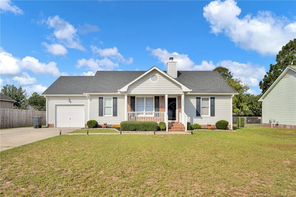 Thackeray Dr, Fayetteville, NC 28306
